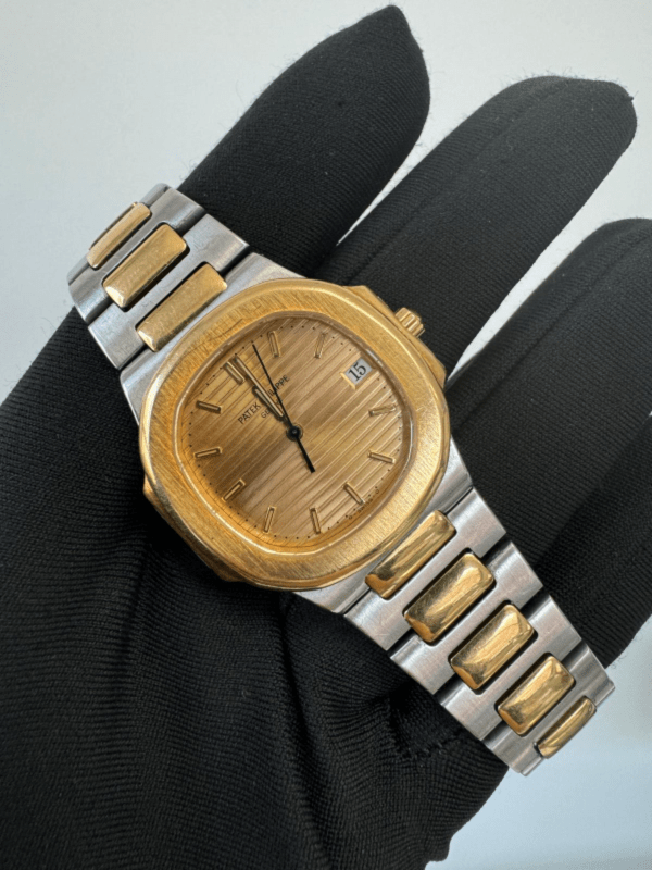 Patek Philippe Nautilus 33mm